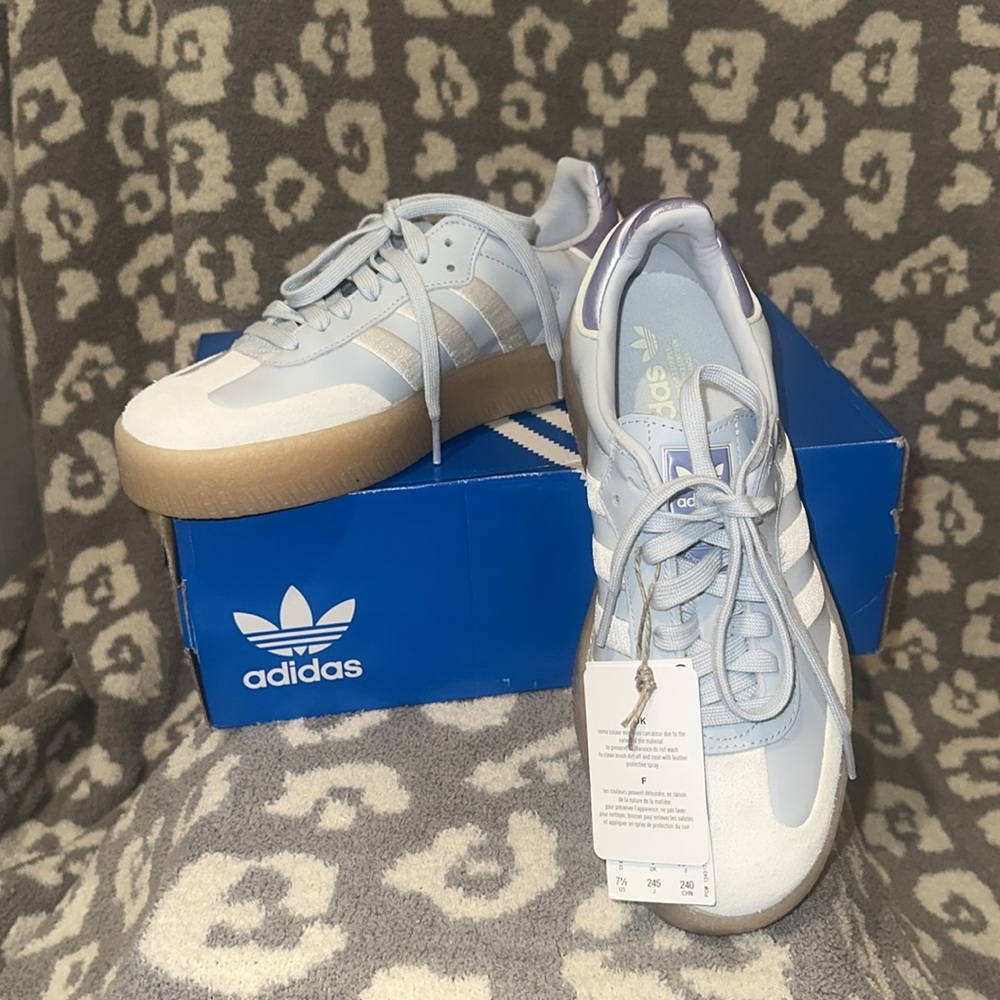 Adidas Women's Sambae Shoes in Halo Blue & Off White 😍 New & Never Worn 😍 - Picture 3 of 17